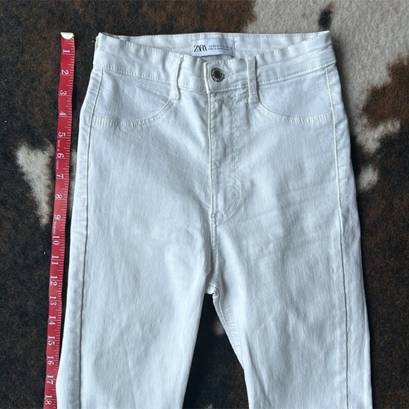 Zara pants , size USA 2, 77% cotton 19% polyester 4% elastin - Picture 4 of 9